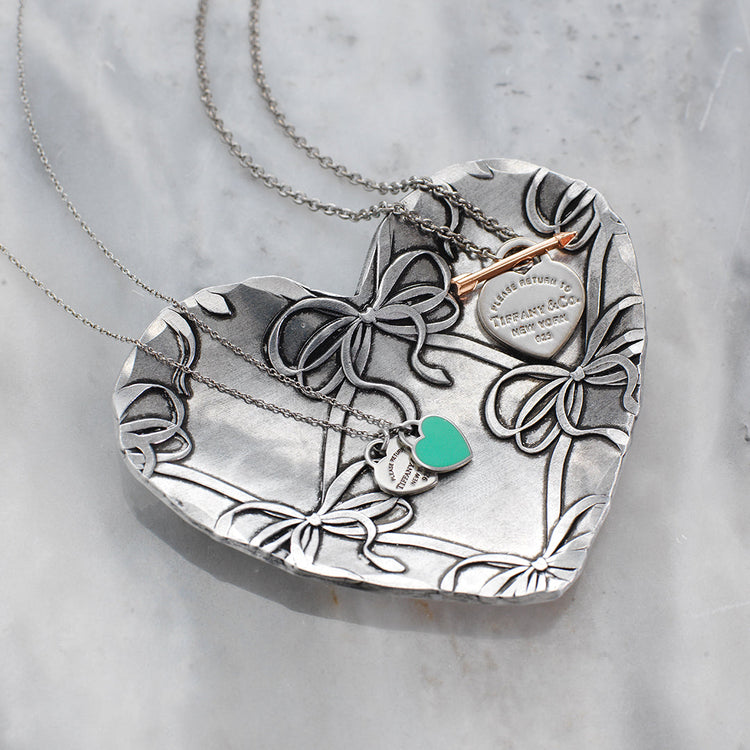 Bow-tique Small Heart Tray