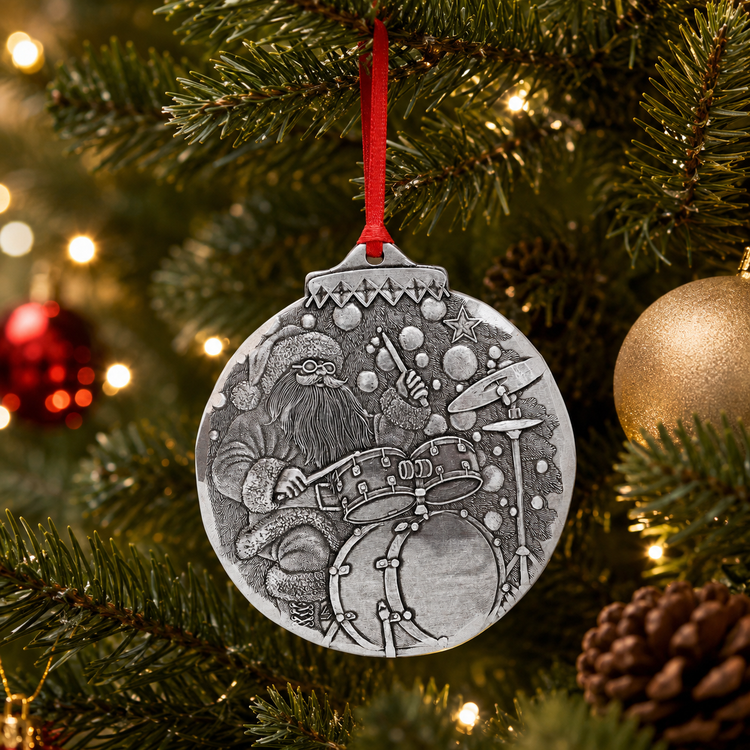 Christmas in July: Why Shopping Early for Personalized Ornaments & Gifts Just Makes Sense