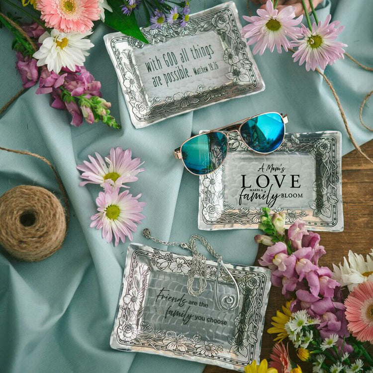 Creative Gifts for Friends: Birthstone Treasures, Inspirational Trays, and Personalized Ornaments