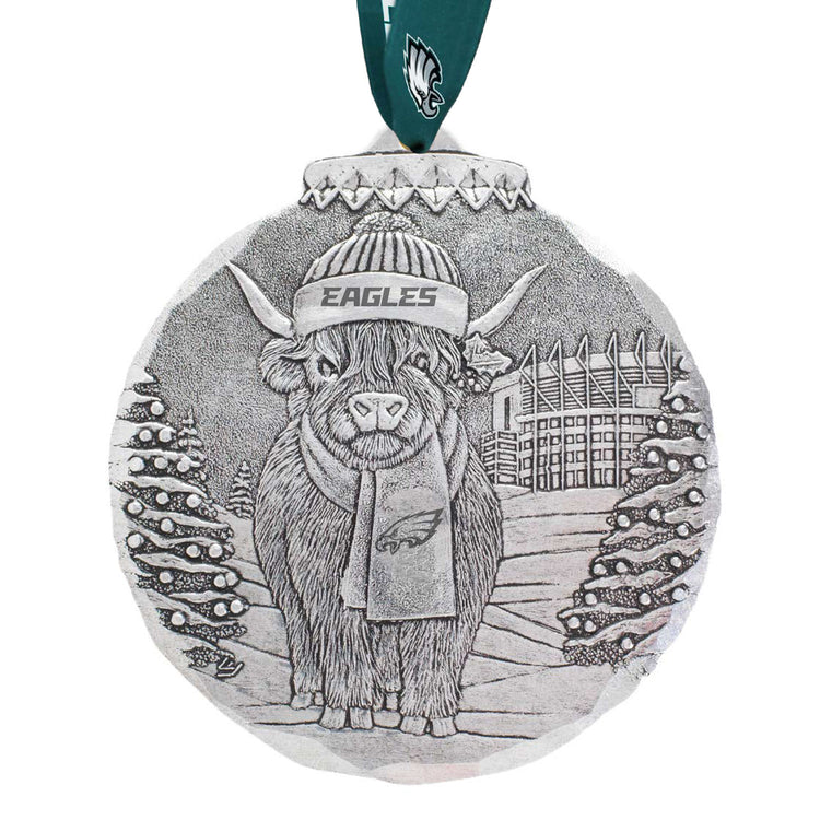 Philadelphia Eagles Highland Cow Tailgate Pal Ornament