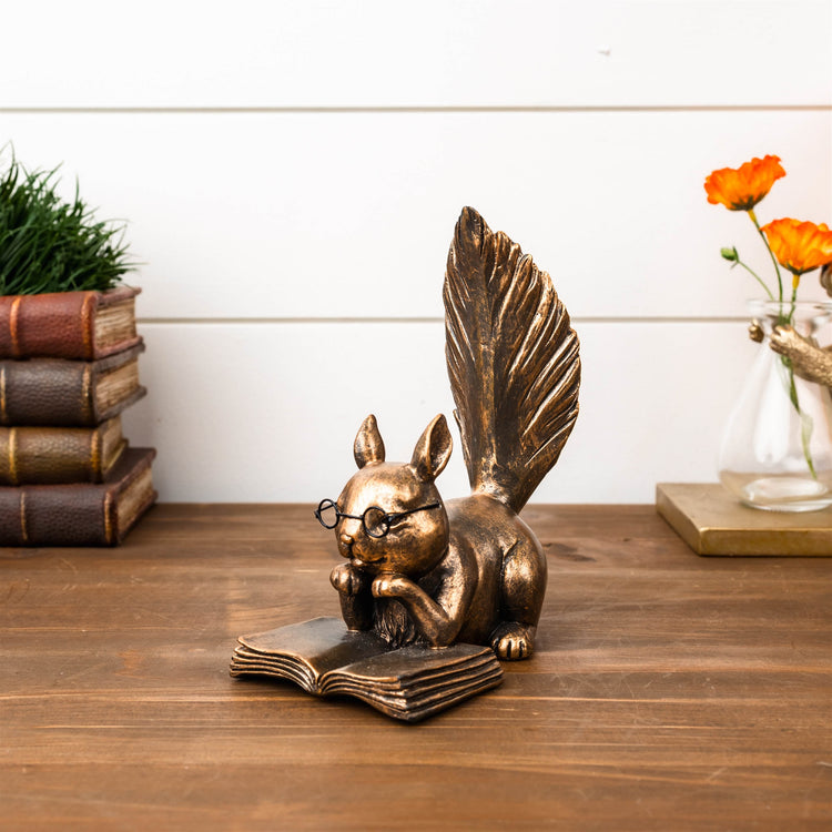woodland reader figurines