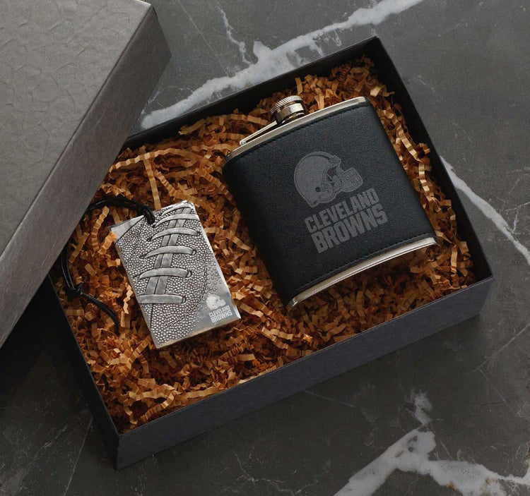 Cleveland Browns Etched Flask and Bag Tag Gift Set