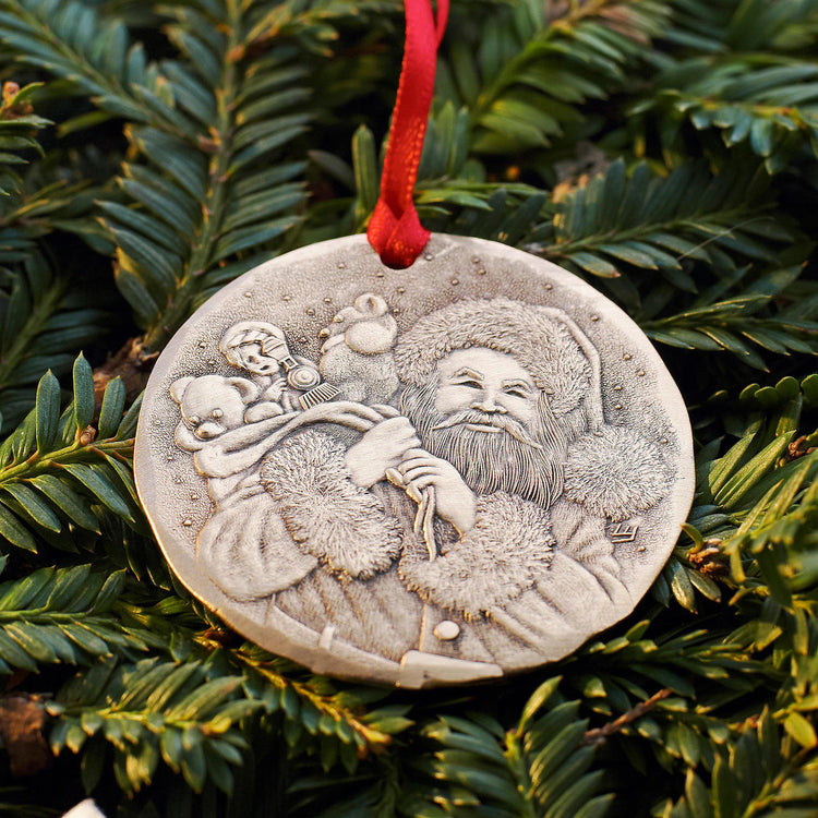 2019 Annual Ornament - A Visit from St. Nicholas (Bronze)