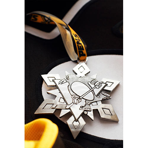 2020 Annual Pittsburgh Penguins Snowflake Ornament (Aluminum) - Wendell August Forge