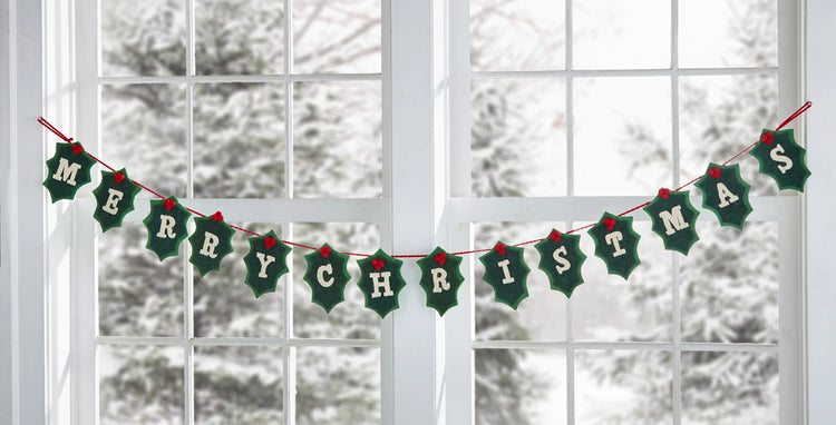 Merry Christmas Holly Felt Garland
