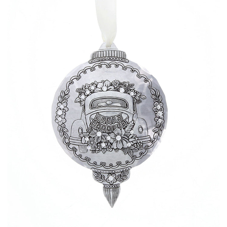 Just Married Vintage Car Ornament 