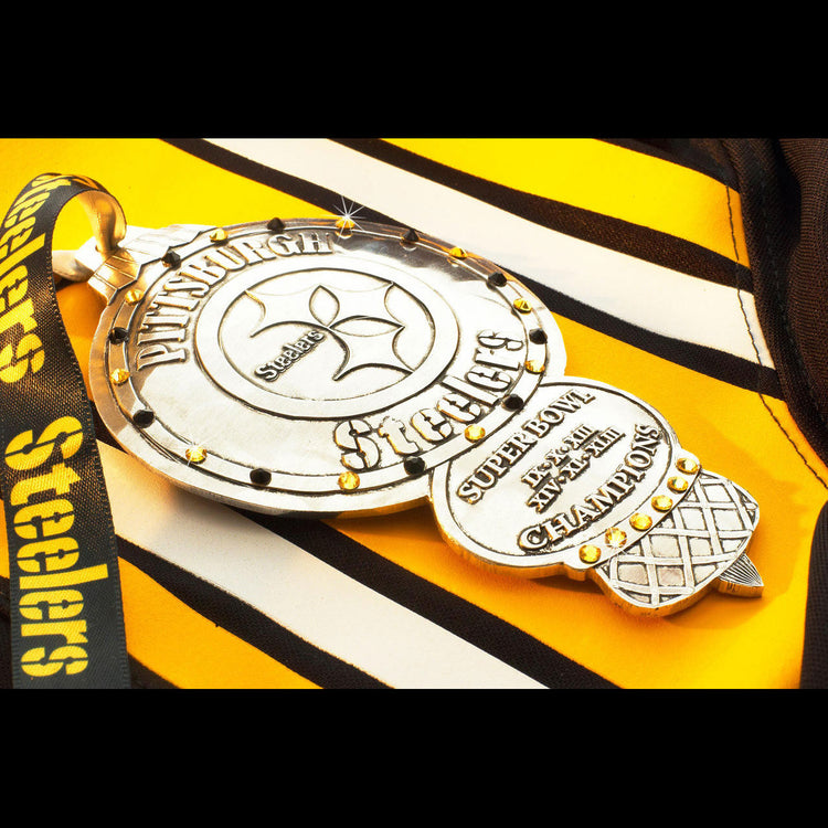 Pittsburgh Steelers Collector's Edition Ornament with  Crystals