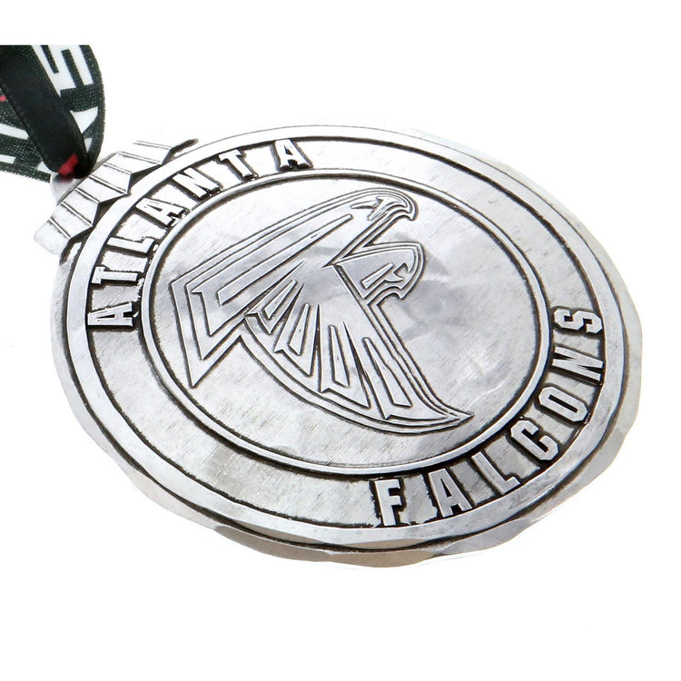 Atlanta Falcons Classic Round Ornament (Aluminum) 