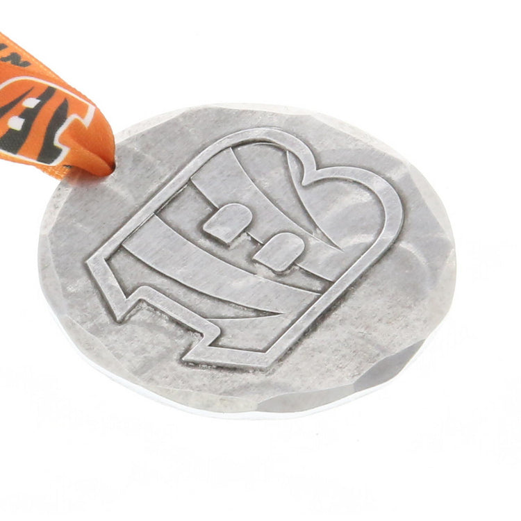 Cincinnati Bengals Small Round Ornament (Aluminum) 