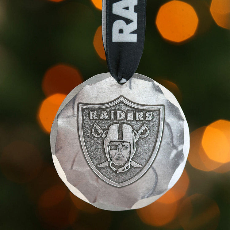 Las Vegas Raiders Small Round Ornament (Aluminum) 