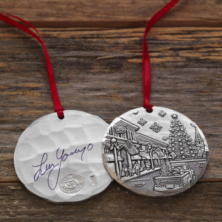 Limited Edition Signed 2021 Annual Ornament Keepsake Box Set