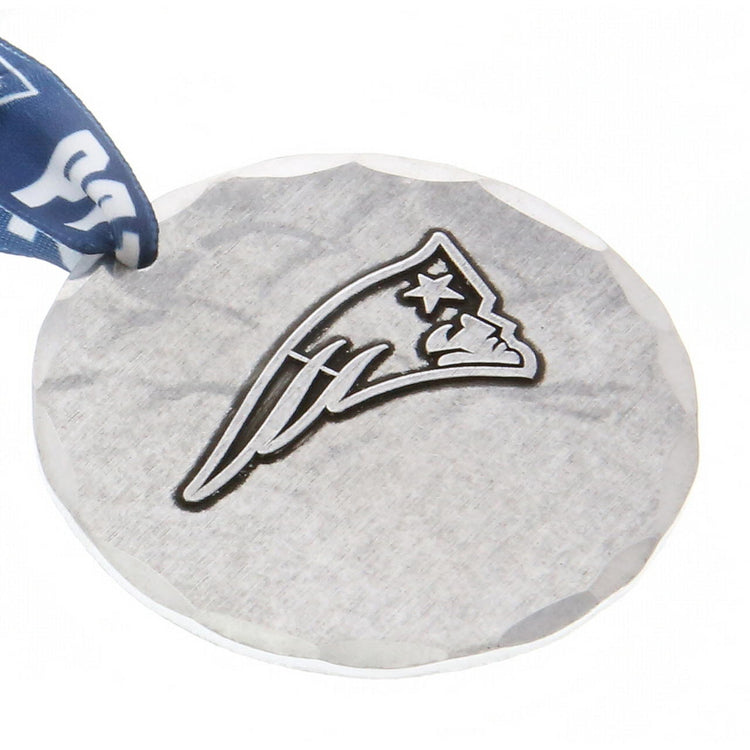New England Patriots Small Round Ornament (Aluminum)
